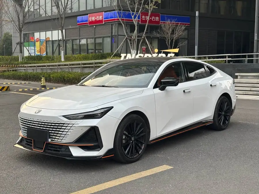 Changan UNI-V 2023 1.5T Sport Version