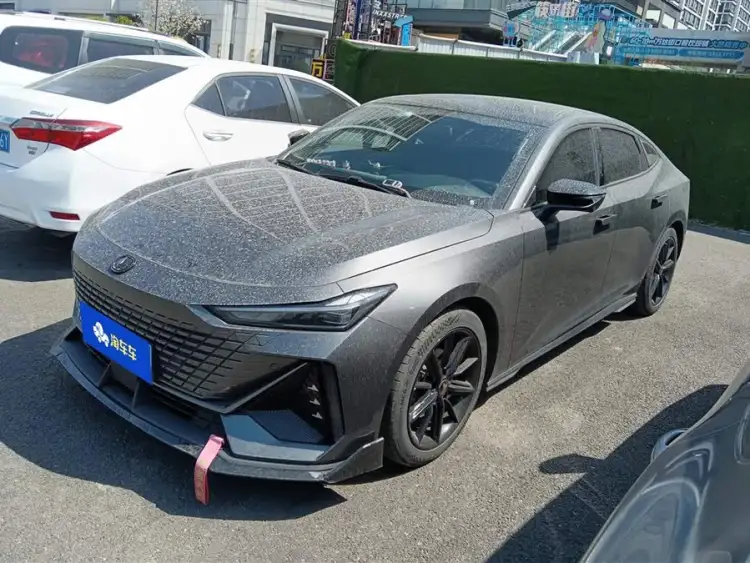 Changan UNI-V 2022 1.5T Premium