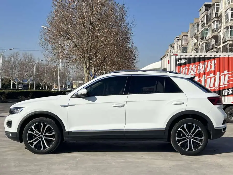 T-ROC 2021 طراز 280 TSI DSG دفع ثنائي نسخة الراحة والاتصال الذكي