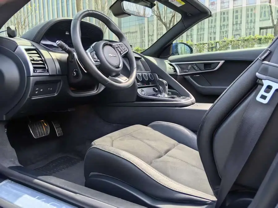 Jaguar F-TYPE 2021 P300 Rear-Wheel Drive Convertible