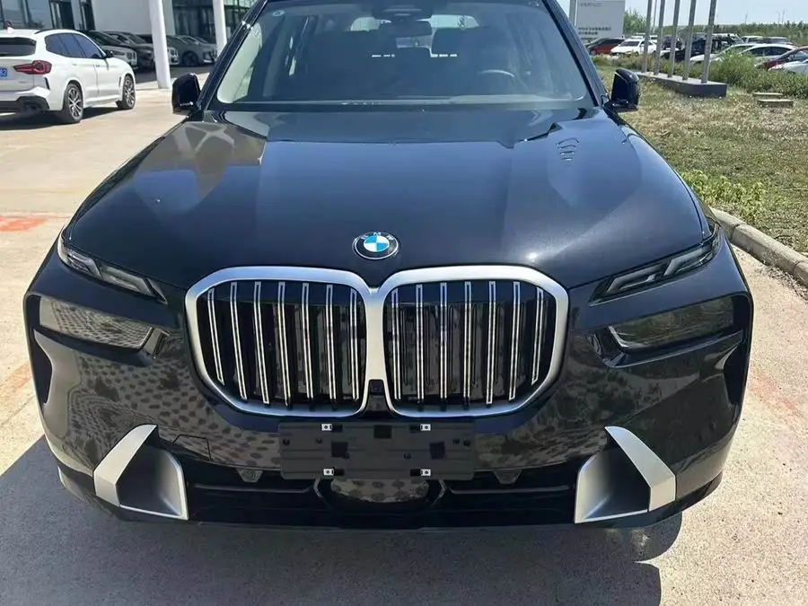 بي إم دبليو X7 2023 xDrive40i باقة الرفاهية