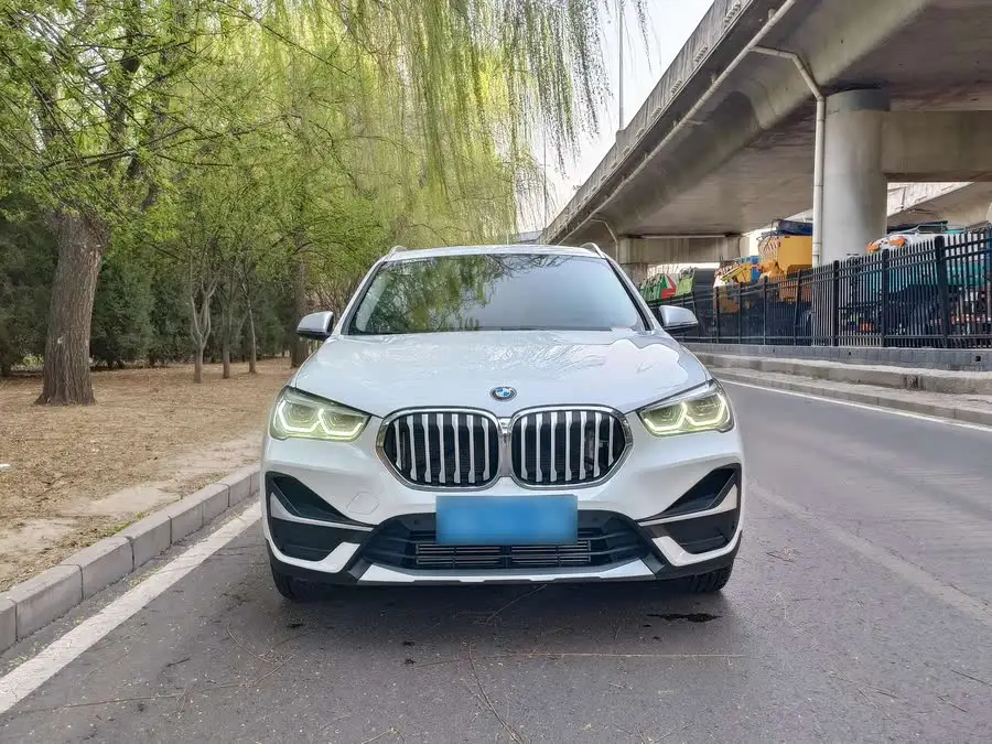 بي إم دبليو X1 2022 طراز مُجدد xDrive25Li الفاخر