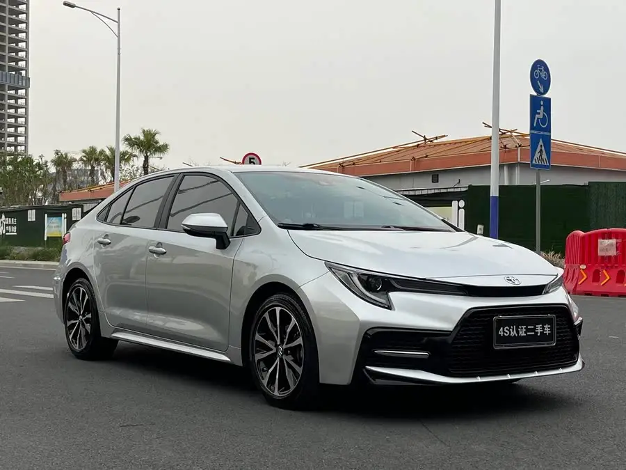 2021 تويوتا ليفين 185T نسخة رياضية CVT