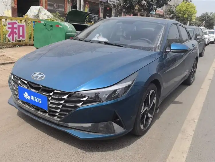 Elantra 2021 1.5L CVT LUX Premium