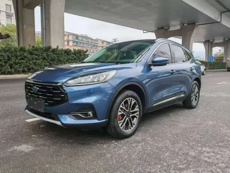 2020 Ford Escape EcoBoost 245 AWD Titanium