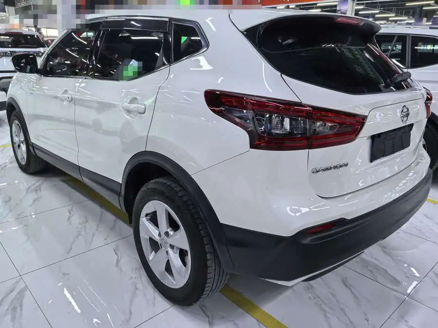 نيسان قاشقاي 2019 2.0 لتر CVT إصدار ذكي