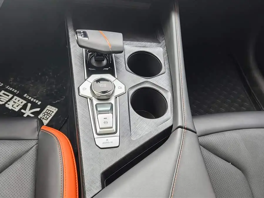 Changan UNI-V 2023 1.5T Premium