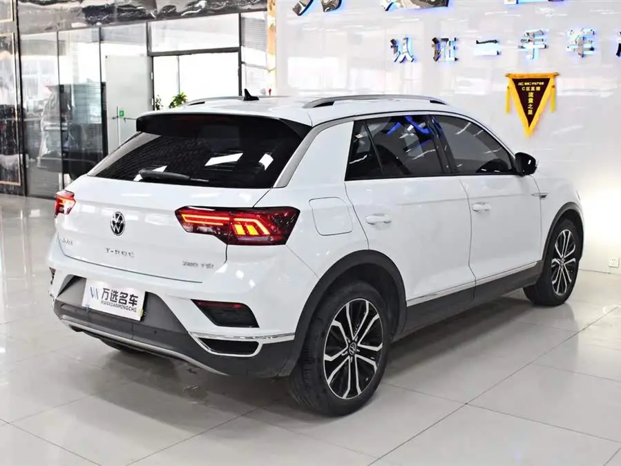 T-ROC 2022 Model 280TSI DSG Two-Wheel Drive Comfort PLUS