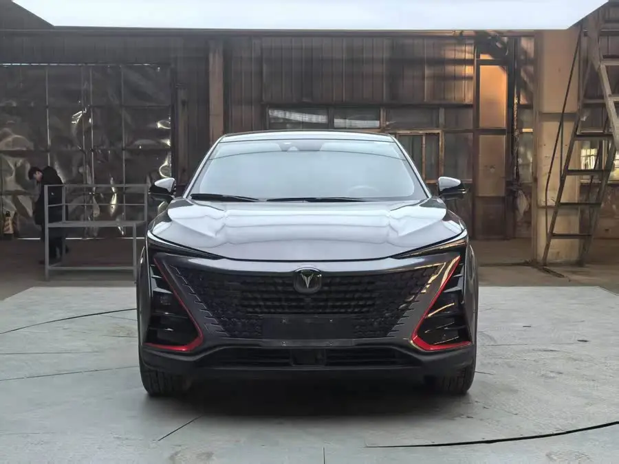 شانجان UNI-T 2020 1.5T الطراز الرائد