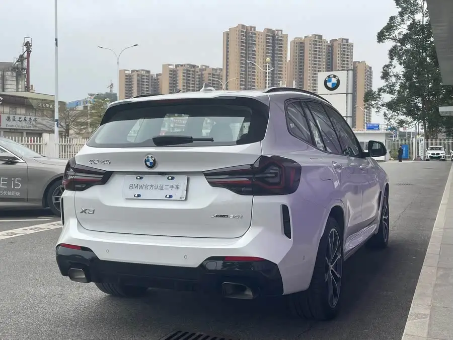 BMW X3 2023 xDrive30i Leading Model M Night Package