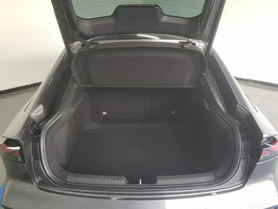 Changan UNI-V 2023 1.5T Premium