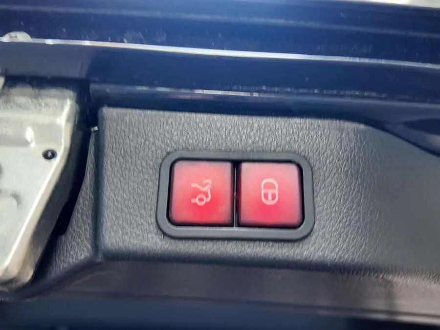 Vito 2020 2.0T Business Edition 7-seater