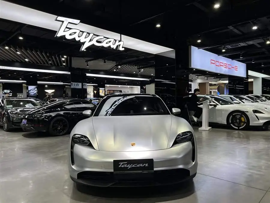 Taycan 2020