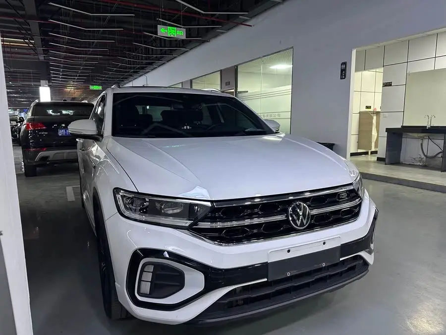 T-ROC 2023 300TSI DSG Two-Wheel Drive Chasing the Light Edition