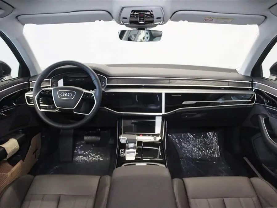 أودي A8 2024 A8L 45 TFSI كواترو فاخرة