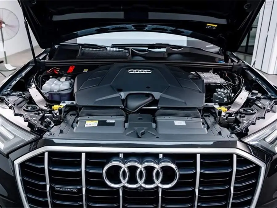 Audi Q7 2023 55 TFSI quattro S line Sport