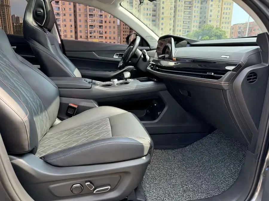 Changan UNI-K 2021 2.0T Luxury