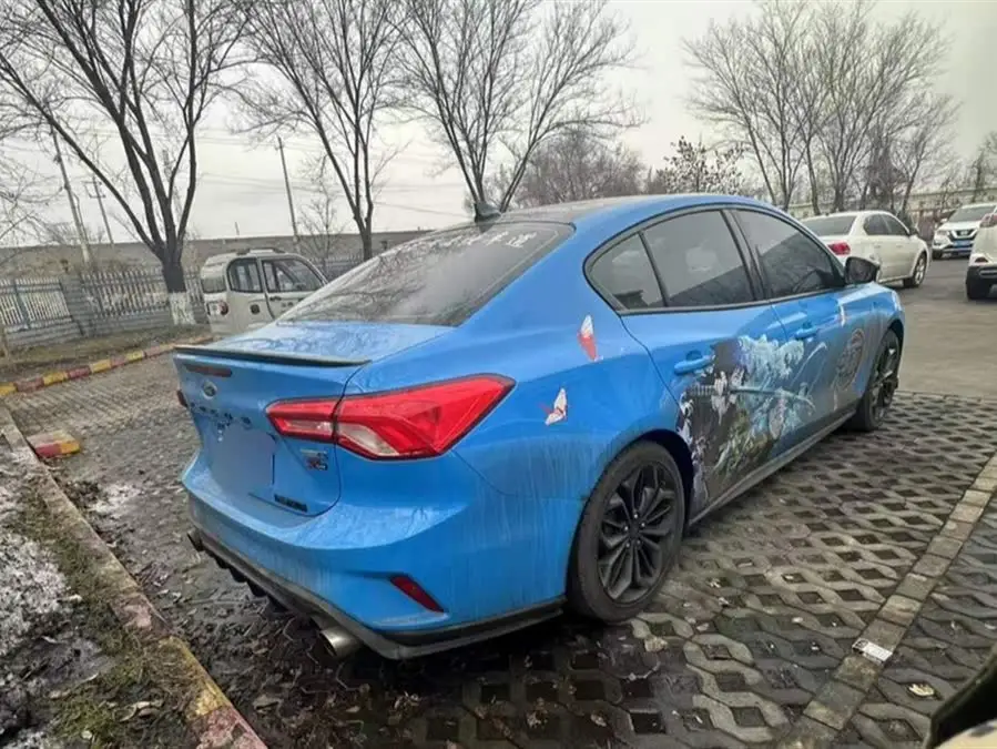 2022 فورد فوكس سيدان إيكوبوست 180 أوتوماتيكي S