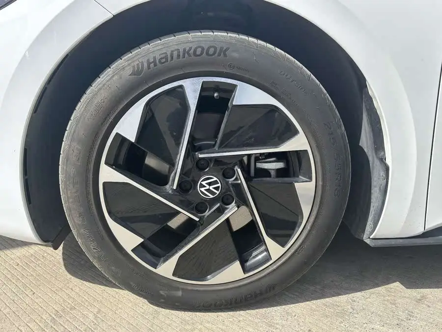 Volkswagen ID.3 2024 Outstanding Edition