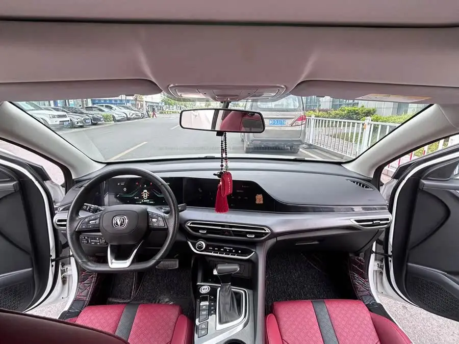 Yidong 2021 PLUS Blue Whale NE 1.4T GDI DCT Flagship