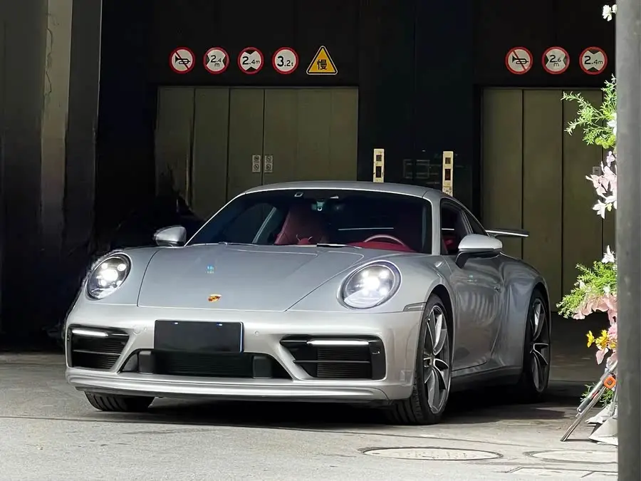 Porsche 911 2020 Carrera 3.0T