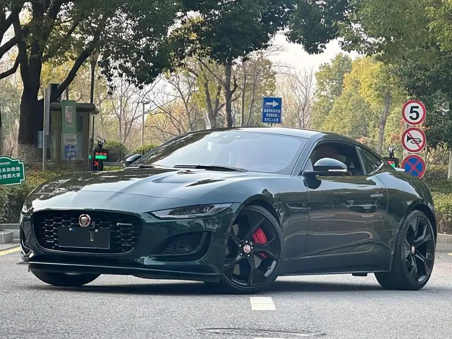 جاكوار F-TYPE 2021 P380 AWD V6 أسطورة المسار