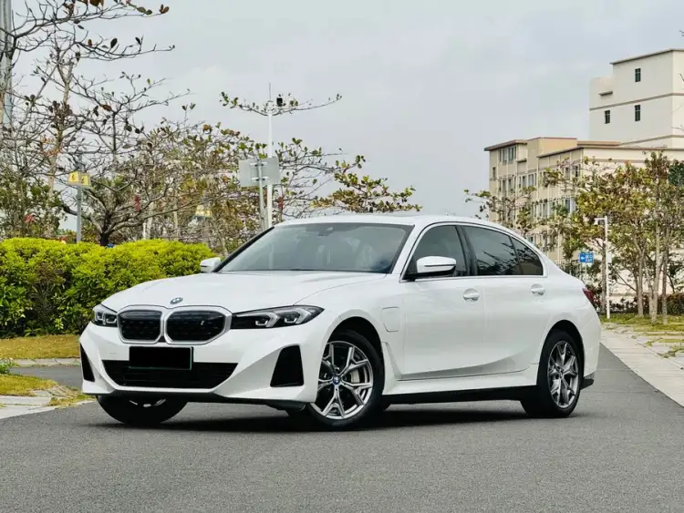 BMW i3 2024 eDrive 35 L