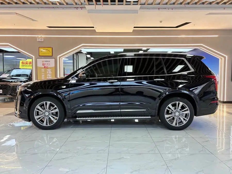 كاديلاك XT6 2020 28T فاخرة ستة مقاعد بنظام دفع رباعي مع نظام صوتي ممتاز