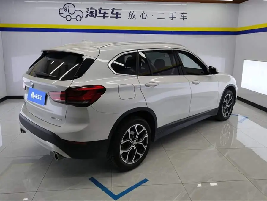 BMW X1 2022 sDrive25Li Leading Edition