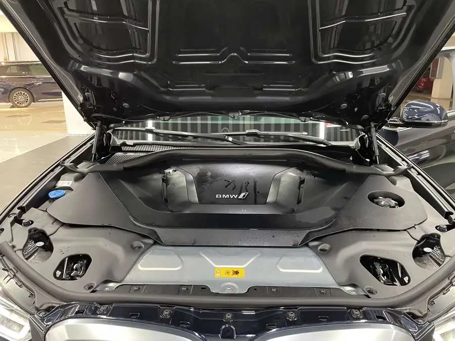 BMW iX3 2022 Leading Model