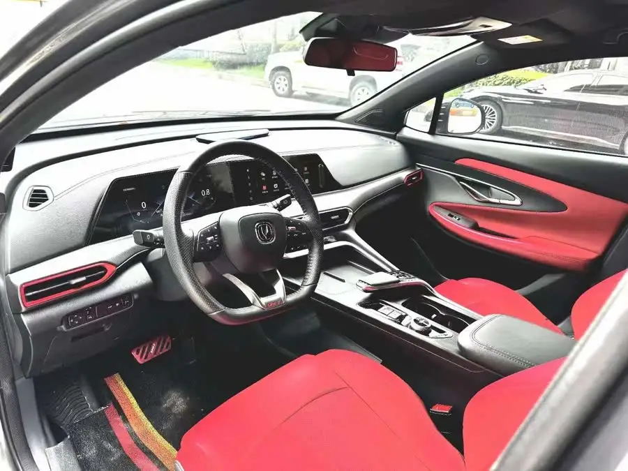 شانجان UNI-T 2021 1.5T استثنائي