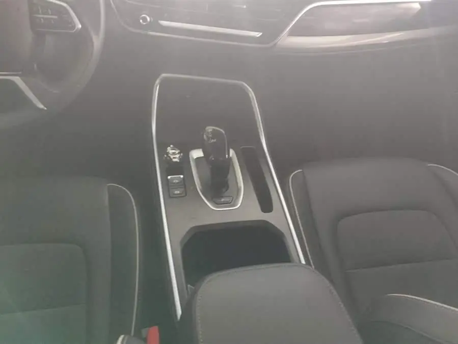 هافال H6 2023 إصدار الاتجاه الوطني 1.5T أوتوماتيكي حضري