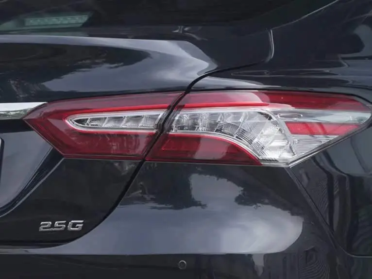 Camry 2021 2.0G Luxury Edition