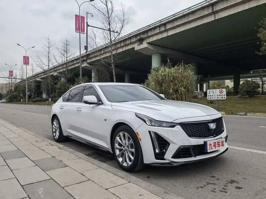 Cadillac CT5 2022 28T Luxury (Standard Edition)