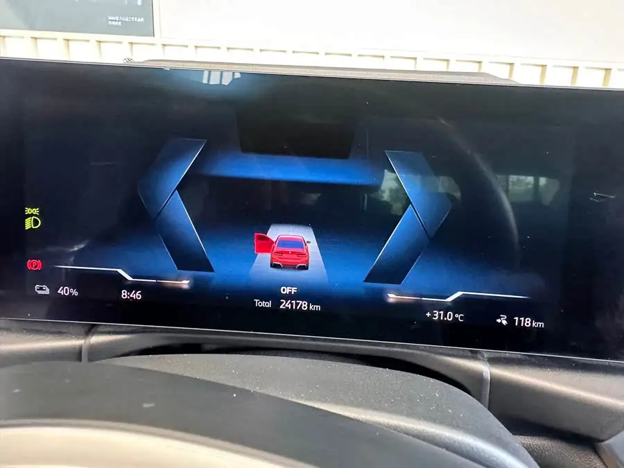 بي إم دبليو i3 2022 eDrive 35 L