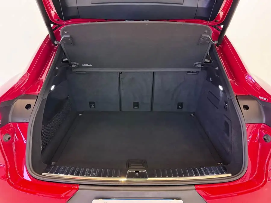 2022 Porsche Cayenne Coupé 3.0T Platinum Edition