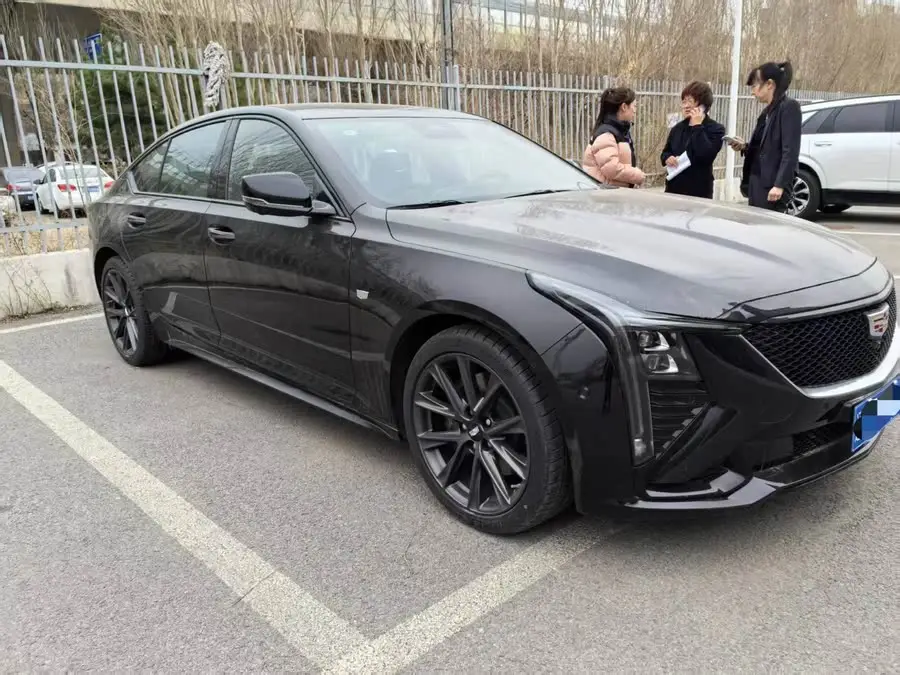 Cadillac CT5 2023 28T Platinum