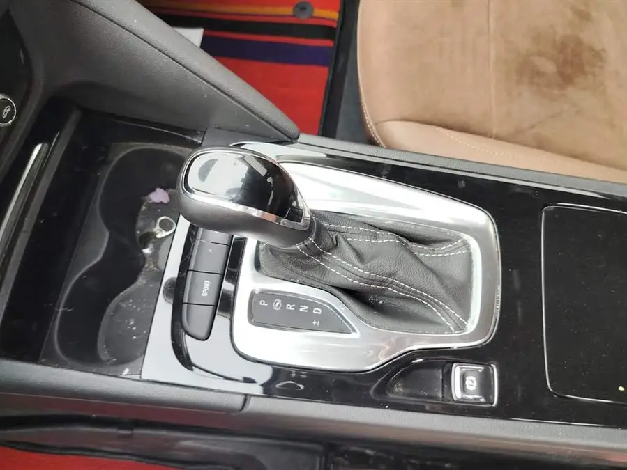 بيوك ريجال 2019 طراز 20T النخبة الوطني VI