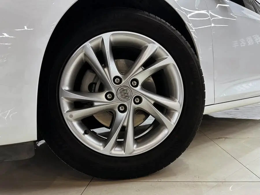 بيوك ريجال 2020 552T النخبة