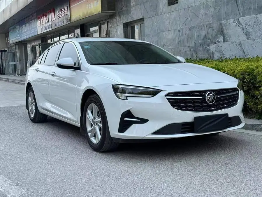 ريغال 2020 552T النخبة