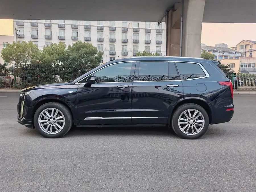 Cadillac XT6 2022 2.0T Six-Seater AWD Luxury Standard Edition