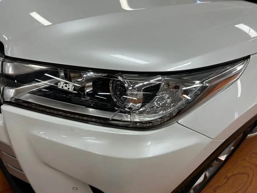 هولندا 2021 2.0T دفع رباعي نسخة فاخرة 7 مقاعد