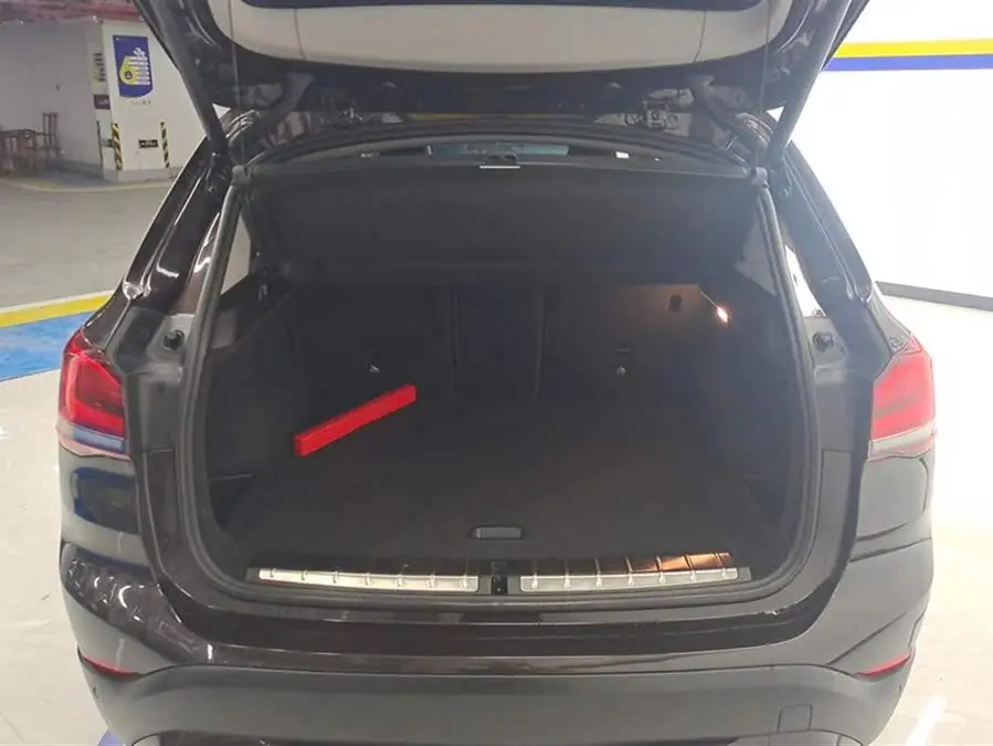 بي ام دبليو X1 2020 xDrive25Li الفئة الفاخرة