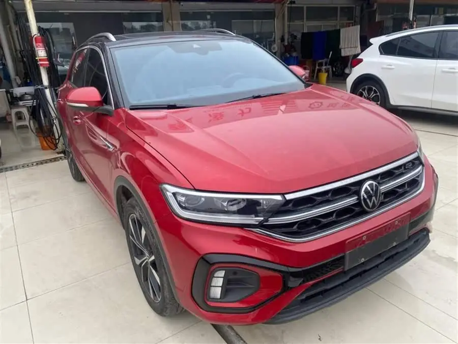 T-ROC 2023 طراز 300TSI DSG دفع ثنائي نسخة نجوم