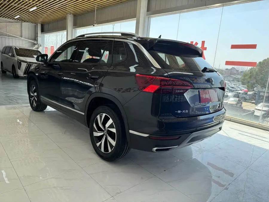 تيرون 2022 280TSI نسخة الفخامة الذكية ذات الدفع الثنائي