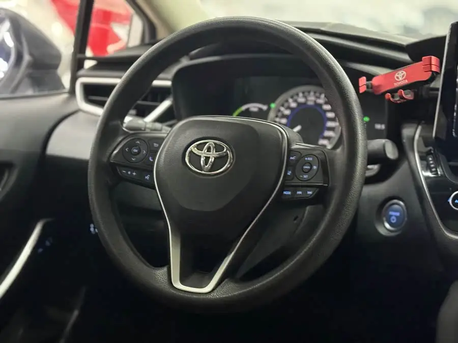 كورولا 2021 الهجينة 1.8 لتر E-CVT الإصدار النخبوي