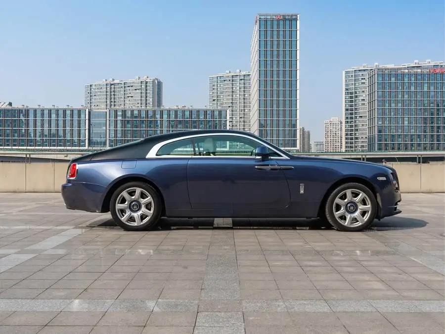 Phantom 2018 6.6T Standard