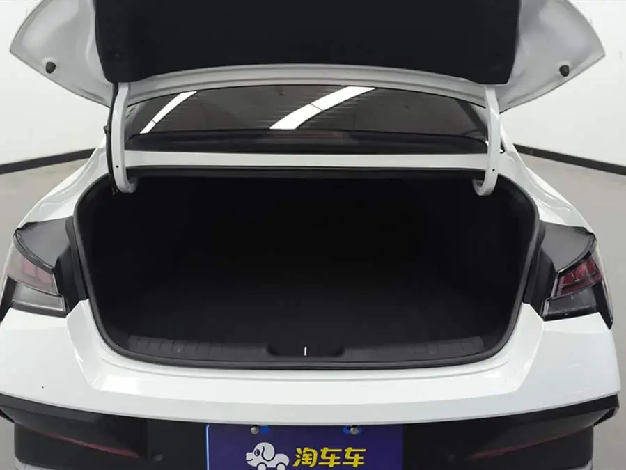 إيلانتر 2023 1.5 لتر CVT LUX بريميوم