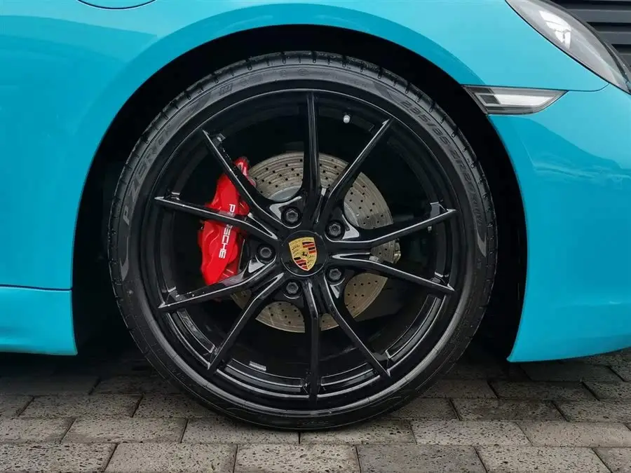 Porsche 718 2020 Model Boxster 2.0T