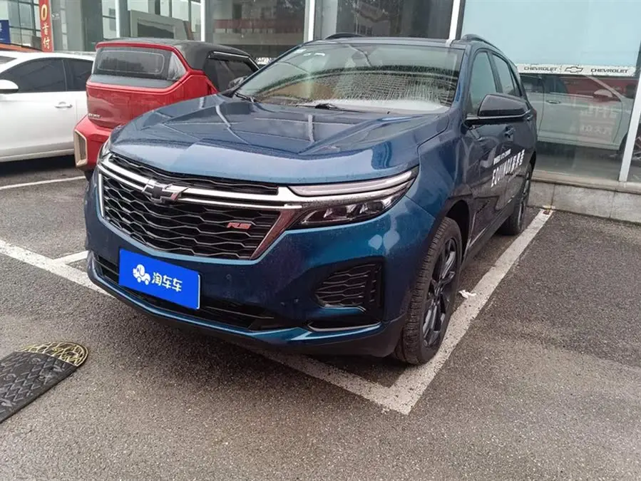 2022 شيفروليه إكويناكس هجين خفيف 550T RS إصدار الدفع الرباعي الذكي